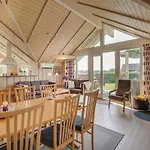 Three-bedroom In Sydals Nyaraló