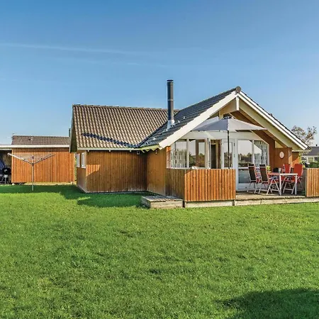 Three-bedroom In Sydals * Skovbyballe